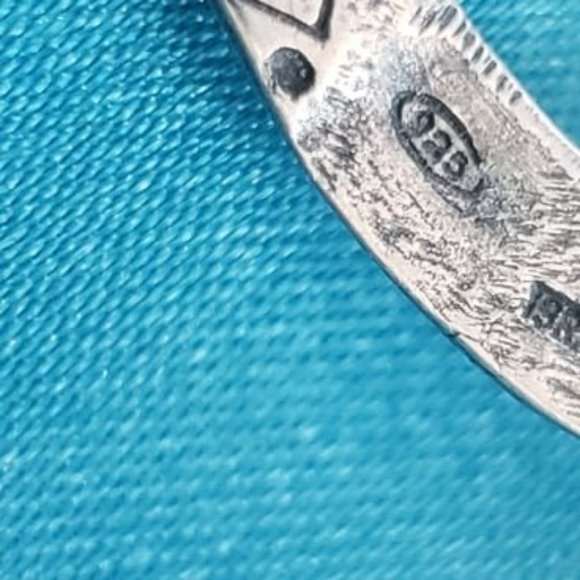 Sterling Vintage Shepherd hook earrings made in Israel - Picture 4 of 5